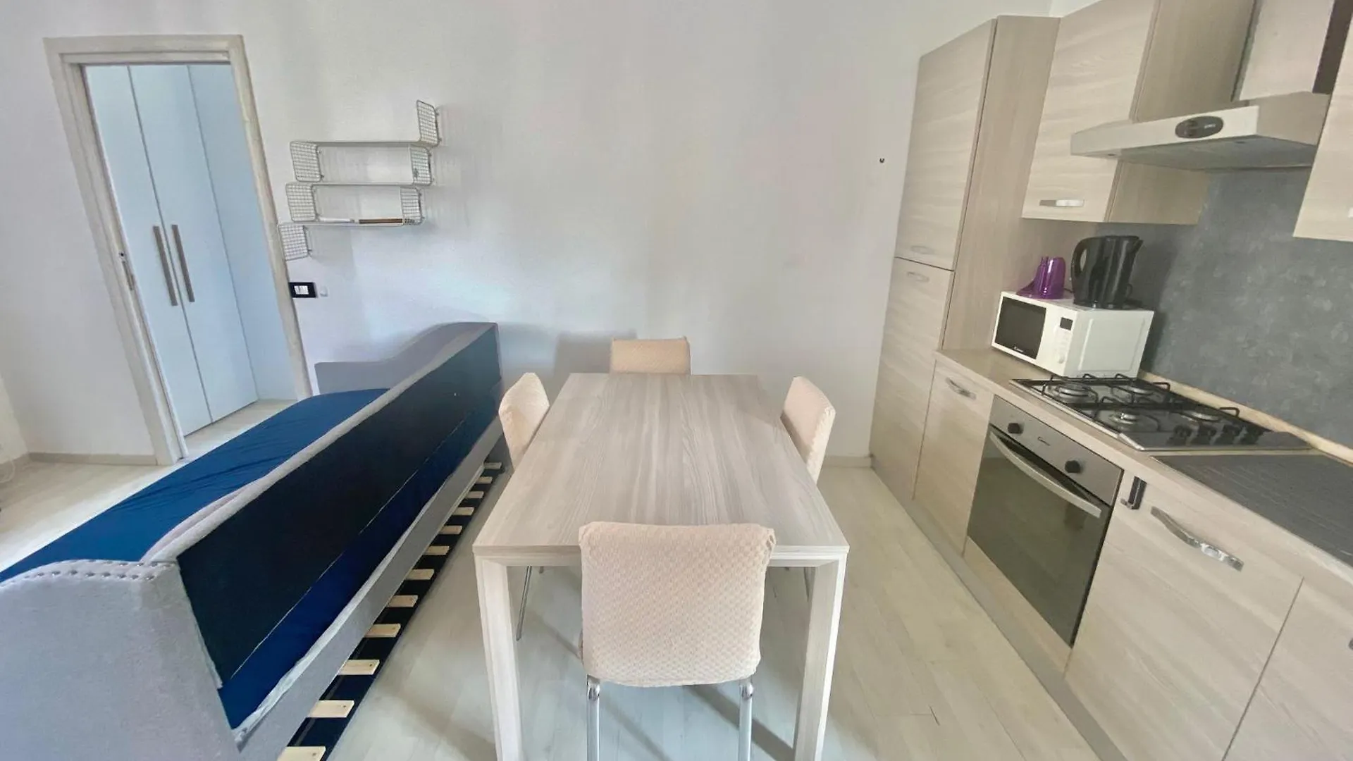 Lejlighed Modica Home, Graziosa E Silenziosa, Nel Cuore Del Quartiere Famagosta Milano